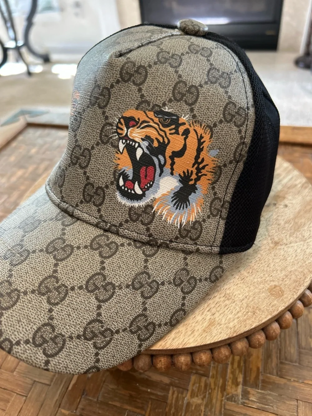 Gucci Beige GG Monogram Tiger Patch Trucker Cap - Picture 3 of 14